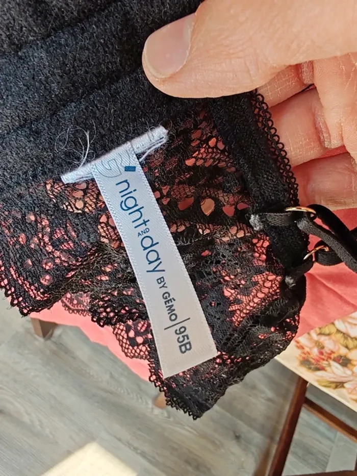 Soutien gorge noir 95B - photo numéro 3