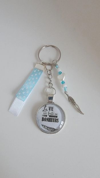 Cadeau pensées positives, porte clé message bijoux de sac " la vie est faite de petits bonheurs"