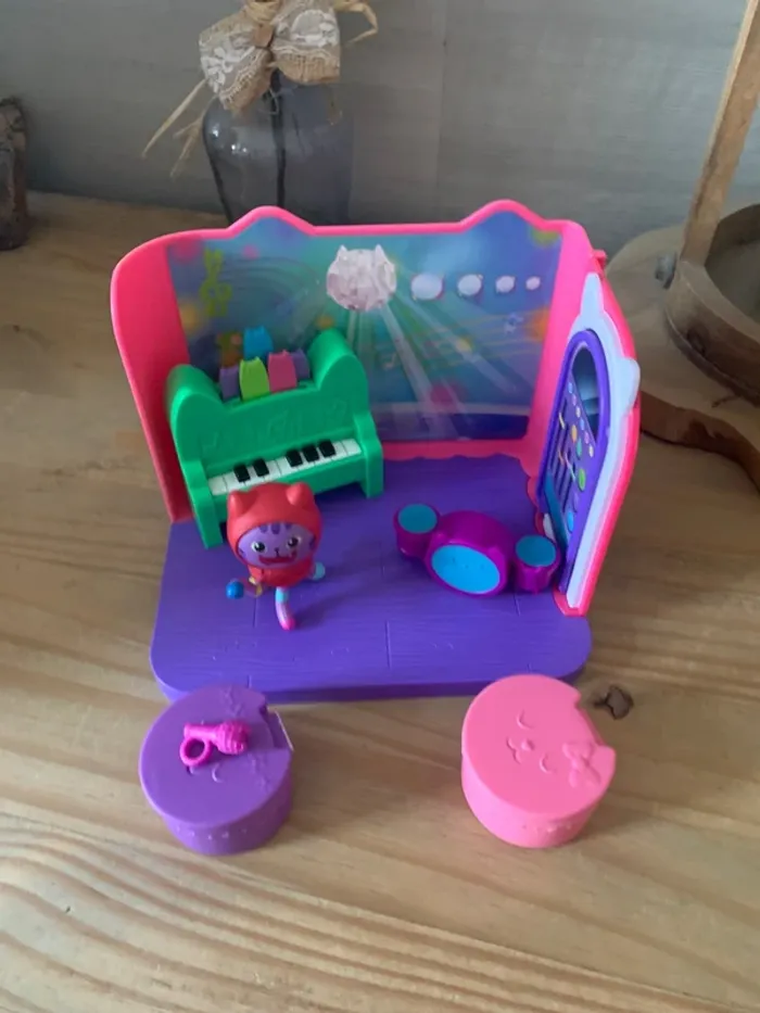 Salle de musique de DJ miaou Gabbydollhouse