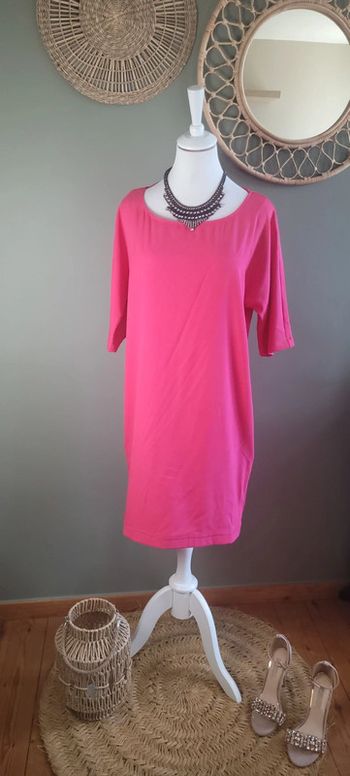 Jolie robe fushia Sora by JBC Taille M Parfait état