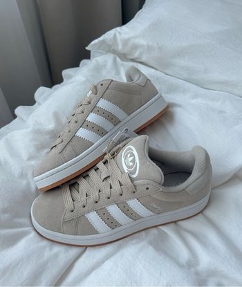 Campus beige