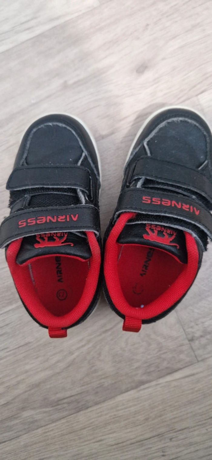 Chaussures airness - pointure 23 - photo numéro 4