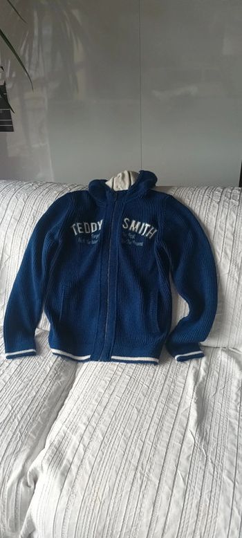 Gilet à capuche