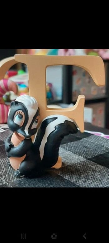 Figurine Disney fleur bambi lettre F