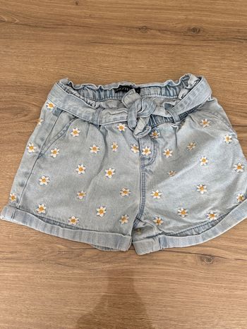 Short jeans  fille fleuri