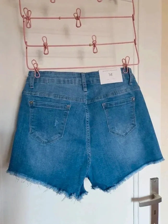 Été Short jeans 38/M neuf avec étiquette - photo numéro 4
