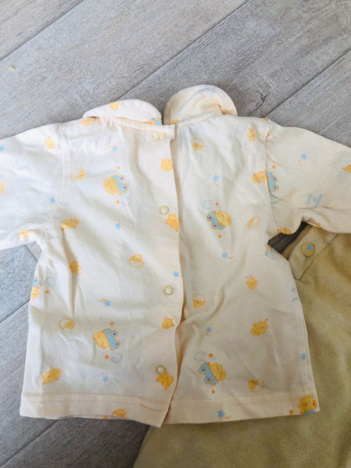 Salopette jaune et tee-shirt fille - photo numéro 12