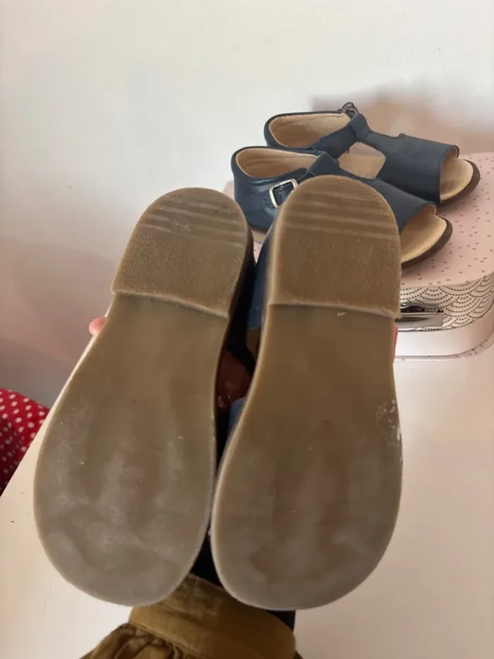 Sandalettes taille 26 - photo numéro 3