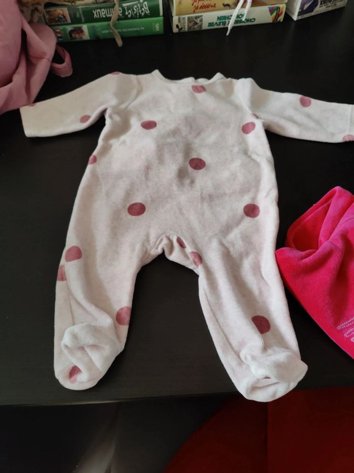 2 pyjama 3mois - photo numéro 5