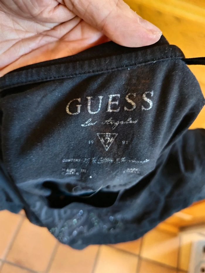 T-shirt guess - photo numéro 4