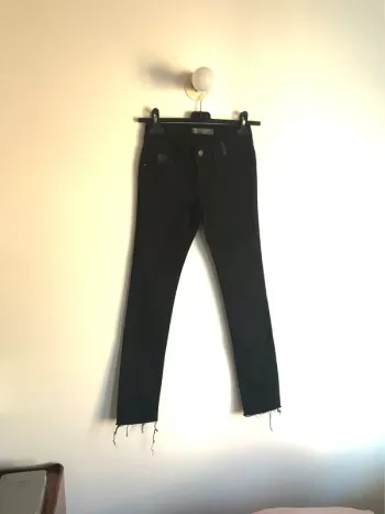 Jean noir skinny Teddy Smith 12 ans