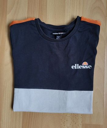 T-shirt manches courtes Ellesse bleu marine et blanc bandes orange 10 / 11 ans