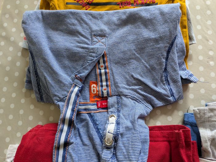 Lot de 10 t-shirts ML 2 ans - photo numéro 8