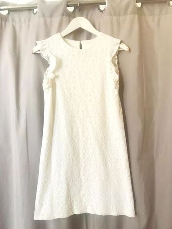 Robe blanche en dentelle à fleurs XS