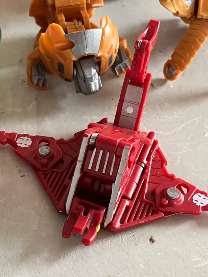 Lot de 10 Bakugan - photo numéro 10