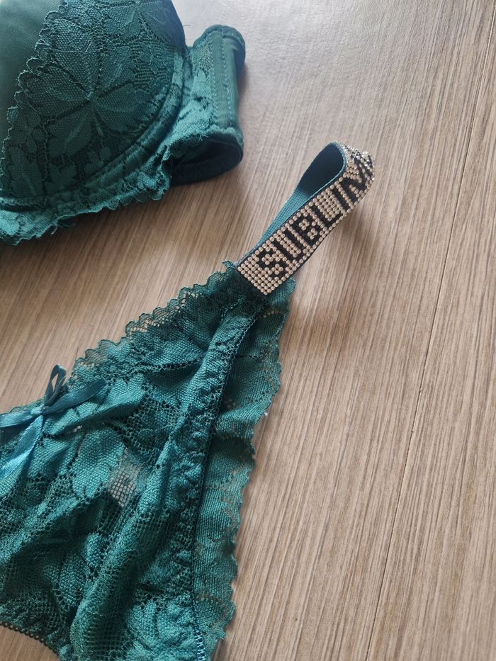 Ensemble lingerie - photo numéro 3