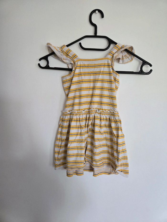 Robe jaune rayée - photo numéro 5