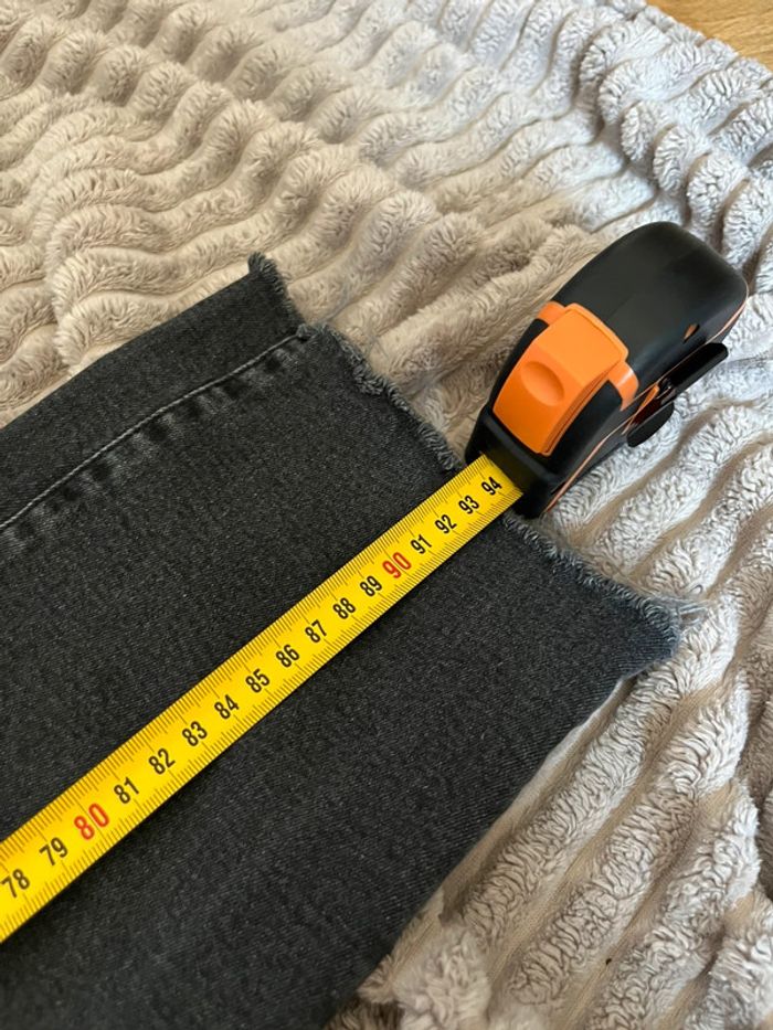 Jean noir Monoprix taille 38 – coupe droite, effet délavé - photo numéro 9