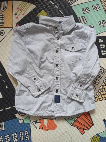Tres jolie chemise à rayures 4 ans