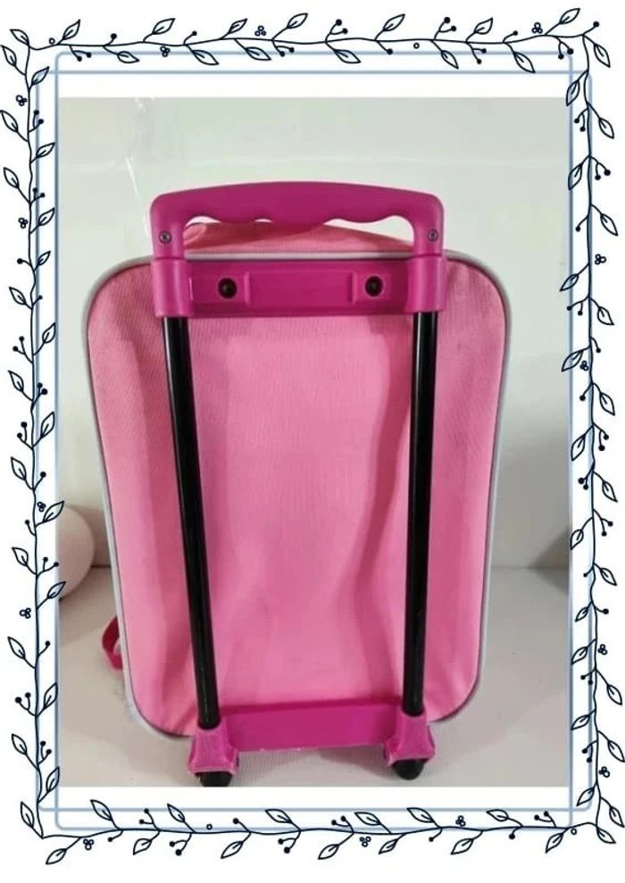 Cartable à roulette barbie, sale et plusieurs traces d'usures - photo numéro 9