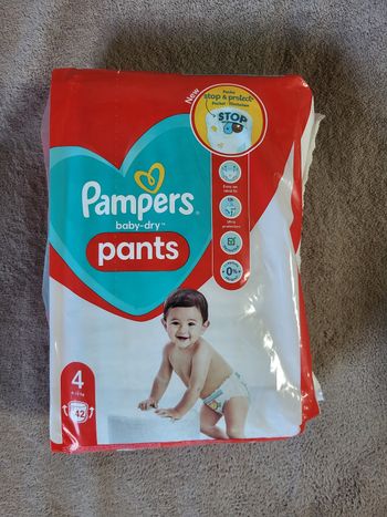 Couches Pampers Pants Taille 4