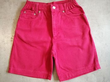 Bermuda en jean rouge foncé 10 ans united colors benetton