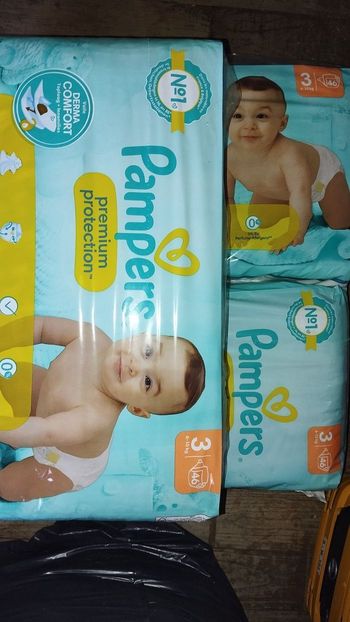 Couches Pampers premium protection taille 3