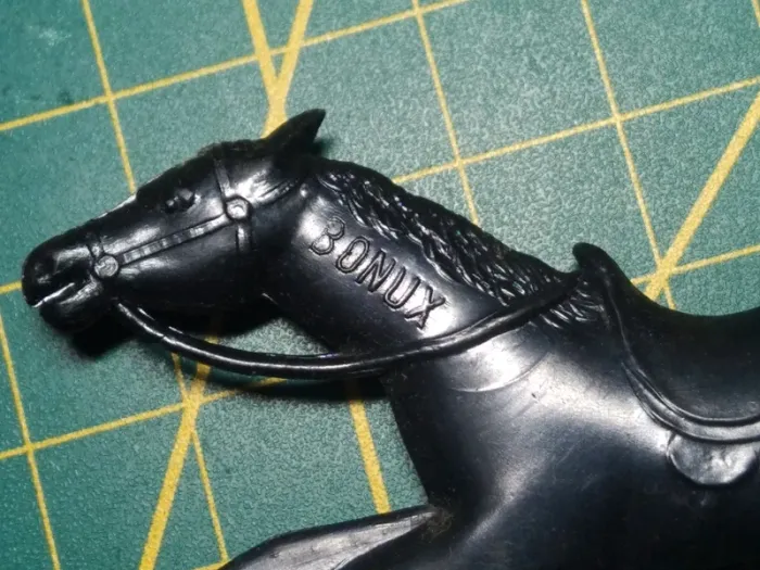 Figurine collection cheval horse noir black Bonux lessive vintage - photo numéro 3