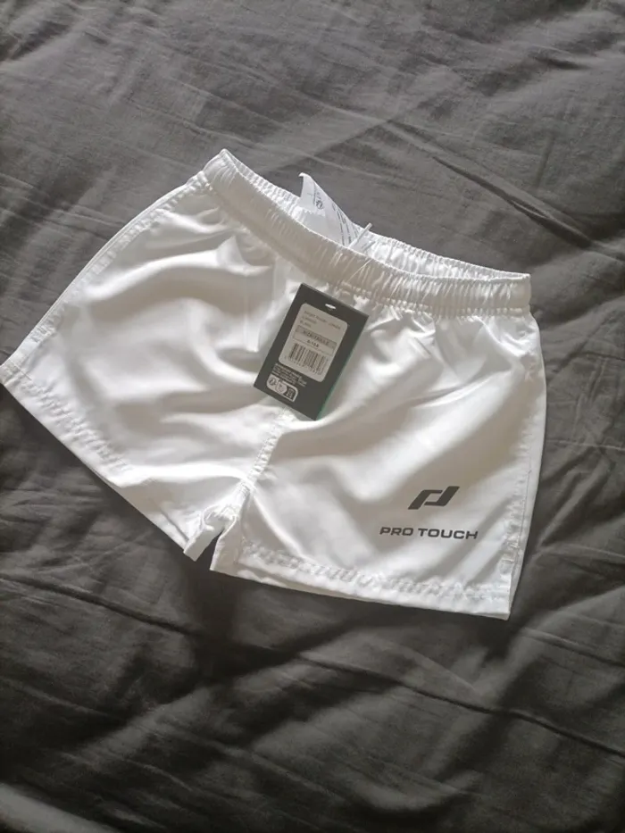 Short sport