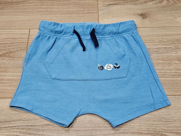 Short garçon bleu ciel - Taille 24 mois