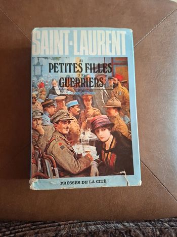 Les petites filles et les guerriers