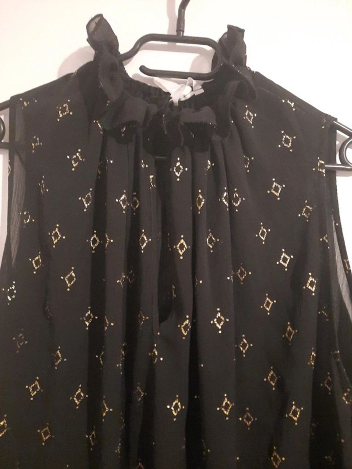 Blouse noir et doré - photo numéro 2