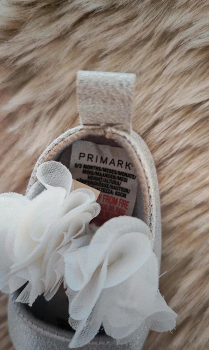 Chaussures souple argent 0/3 mois primark - photo numéro 4