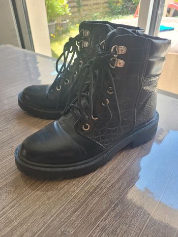 Boots 37