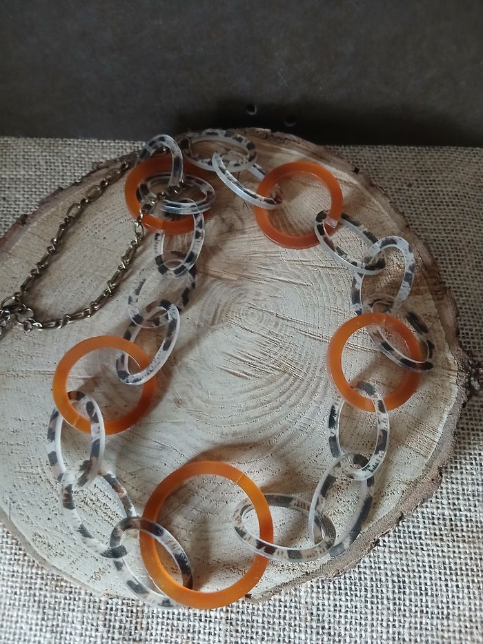 Collier imprimé panthère