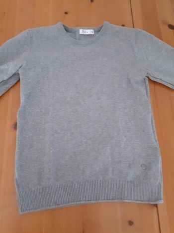 Pull gris