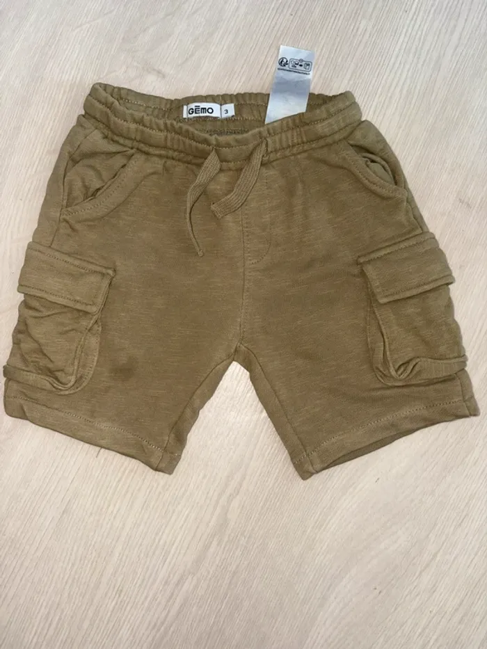 Short cargo