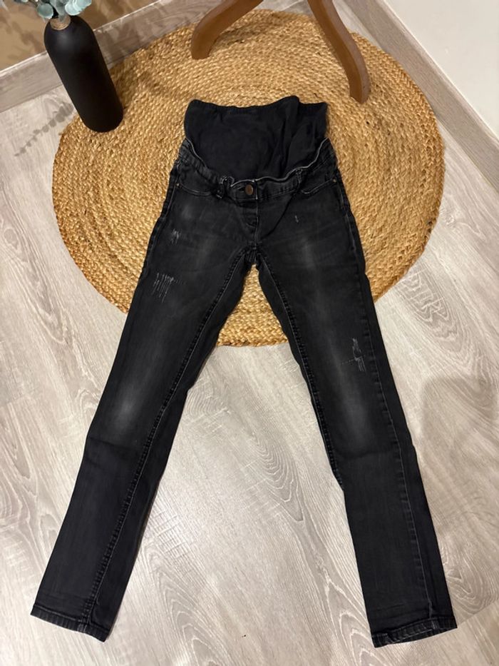 Jeans maternité Kiabi taille 36 - photo numéro 2