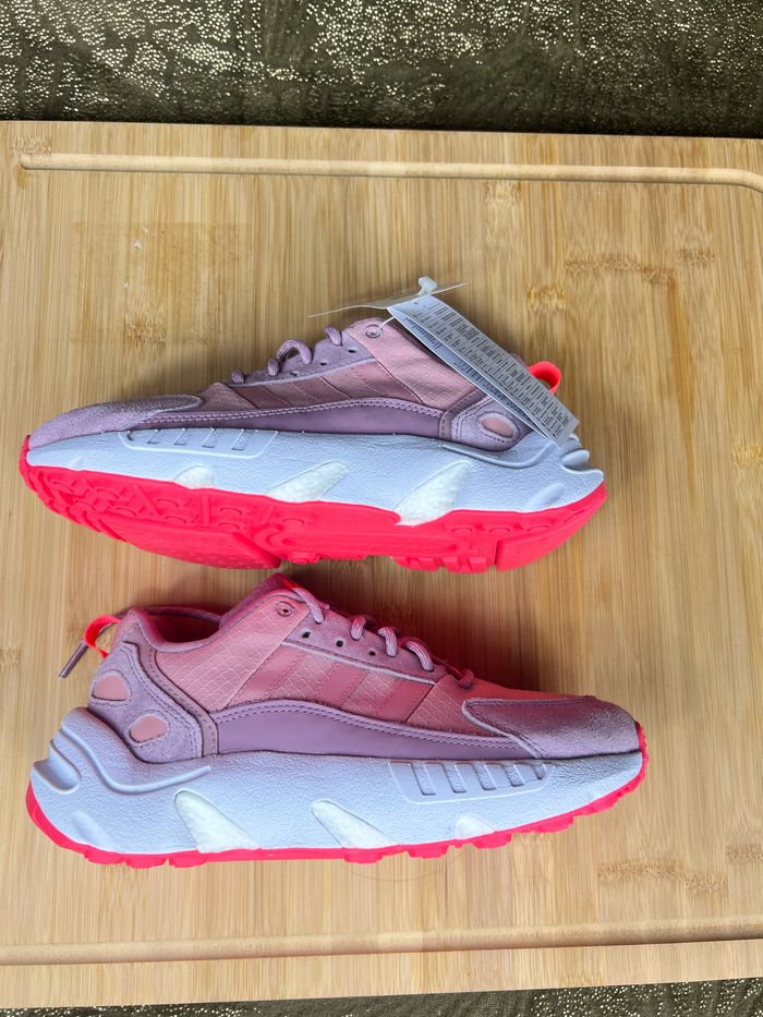 Magnifique paire baskets Adidas cuir 37,1/3 - photo numéro 8