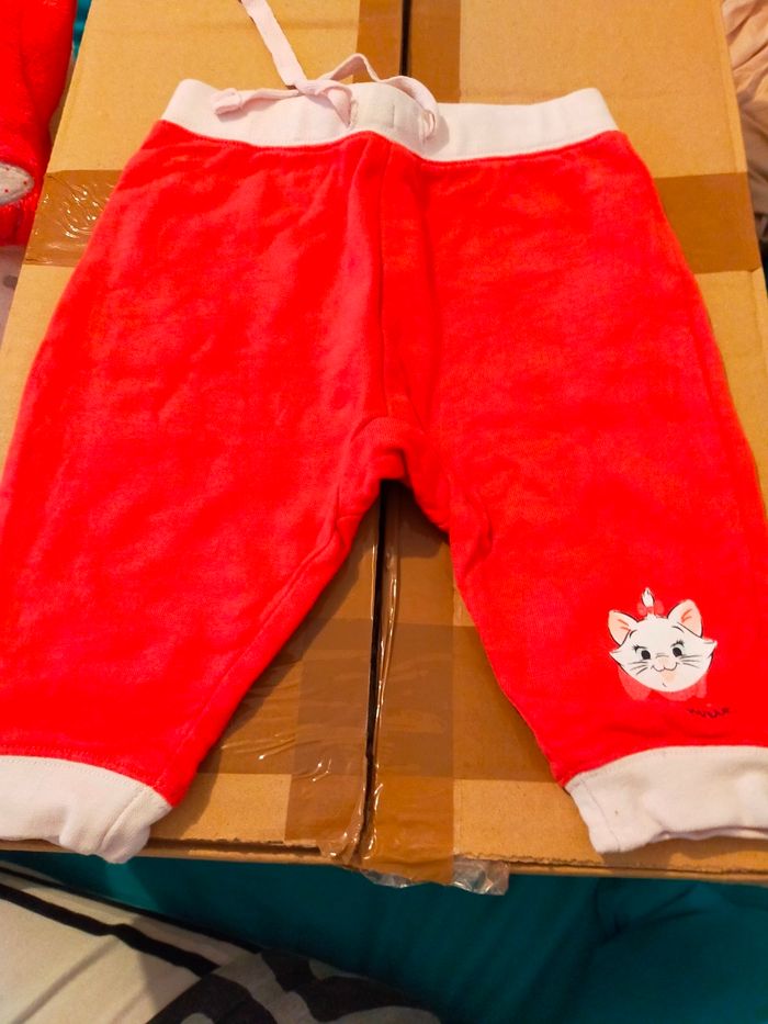 Ensemble jogging "Marie" 3 mois - photo numéro 2