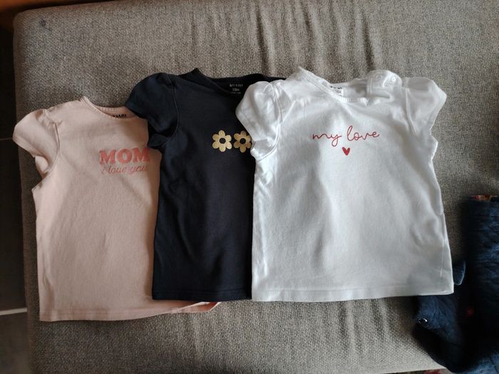 Lot t-shirts 18 mois kiabi - photo numéro 2