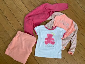 Lot 3 gilets fille taille 36 mois