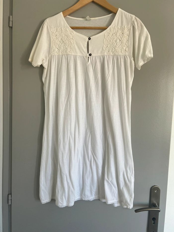 Robe blanche Captain Tortue 16 ans