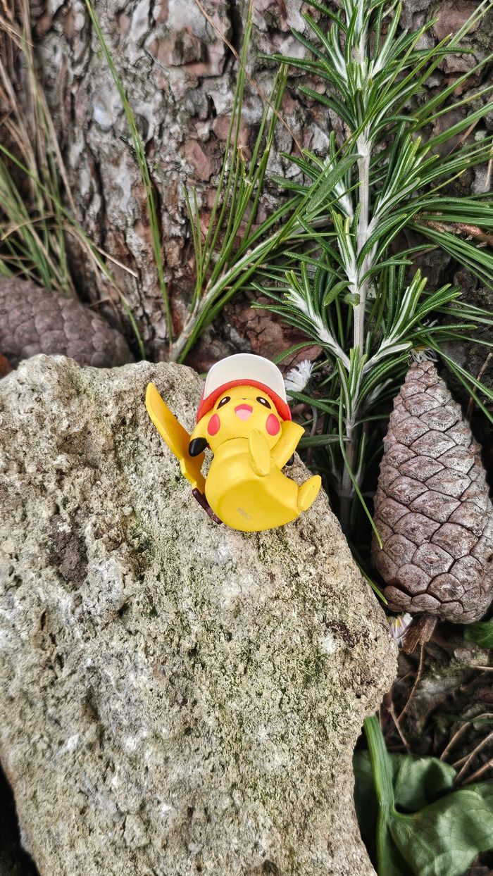Super figurine Pokemon Nintendo pikachu casquette - photo numéro 3