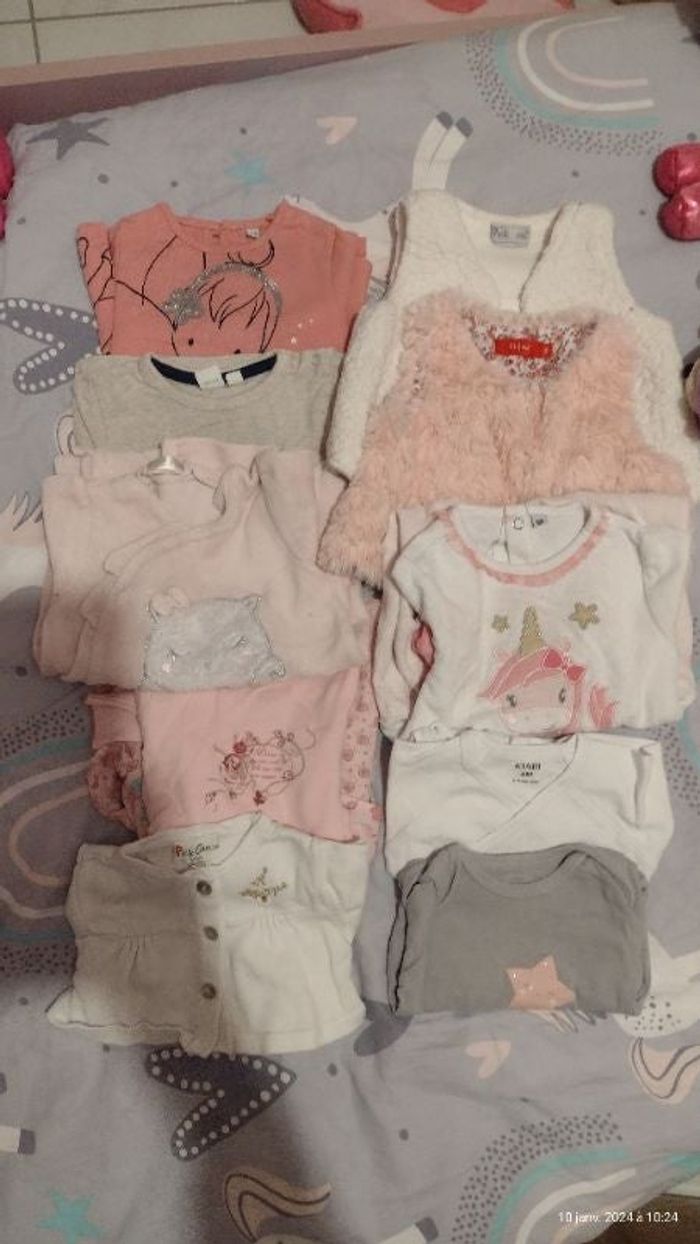Lot 6 mois fille