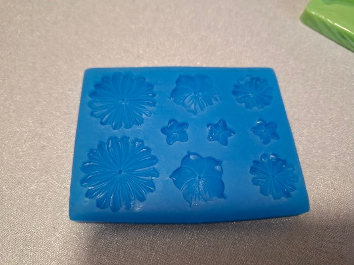 Beau lot de 2 moules silicone fleurs, feuilles, branches, oiseaux, frises neuf - photo numéro 5