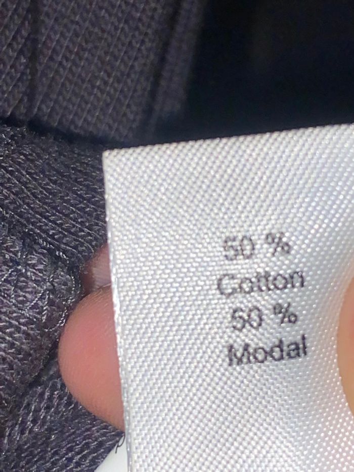 Sweat a capuche - photo numéro 5