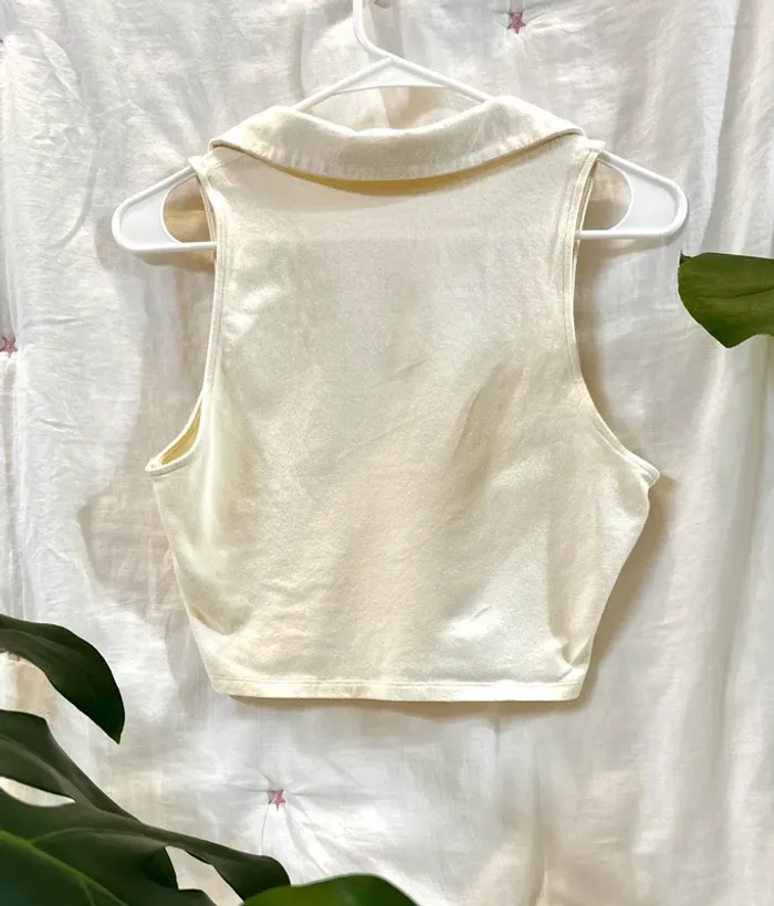 Collared Shirt Cropped Sleeveless Tank Vest - photo numéro 2