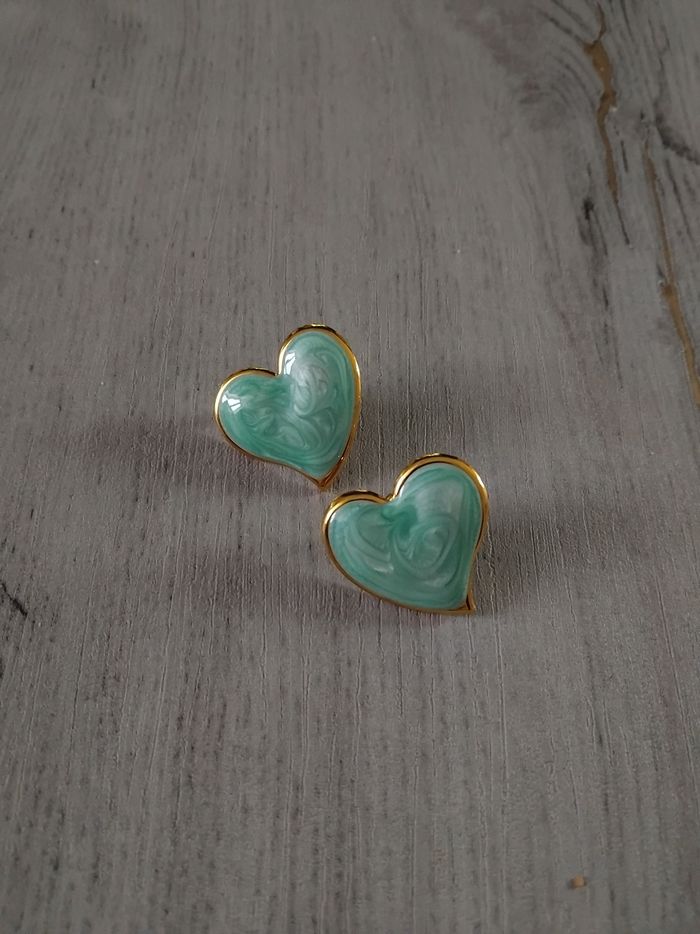 Boucles d'oreilles neuves