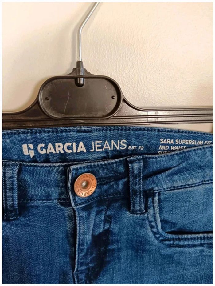C25 jeans marine Garcia 12 ans - photo numéro 3
